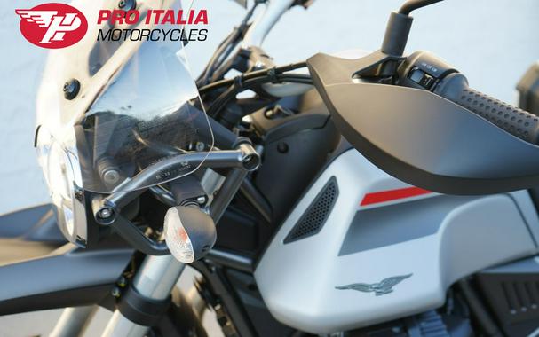 2023 Moto Guzzi V85 TT Travel