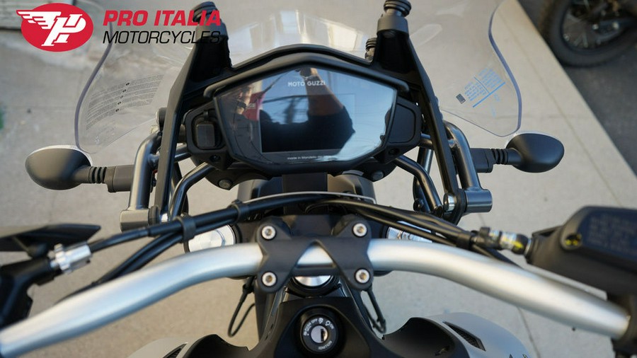 2023 Moto Guzzi V85 TT Travel