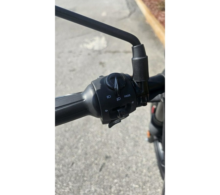 2024 Royal Enfield Hunter 350 Dapper Grey