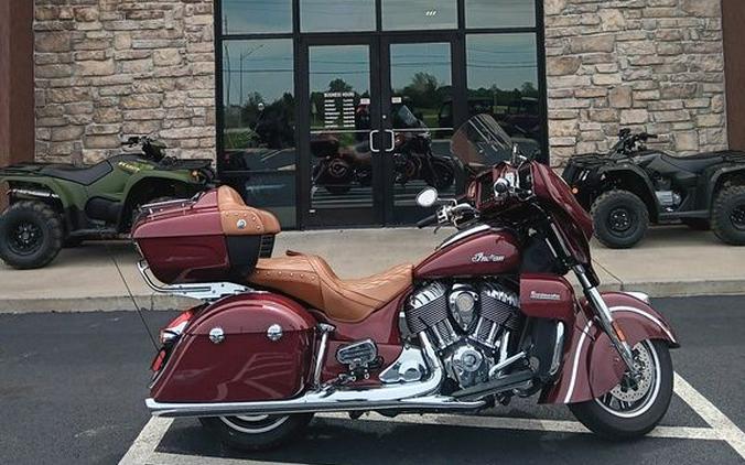 2019 Indian Motorcycle® Roadmaster® Thunder Black