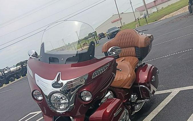 2019 Indian Motorcycle® Roadmaster® Thunder Black