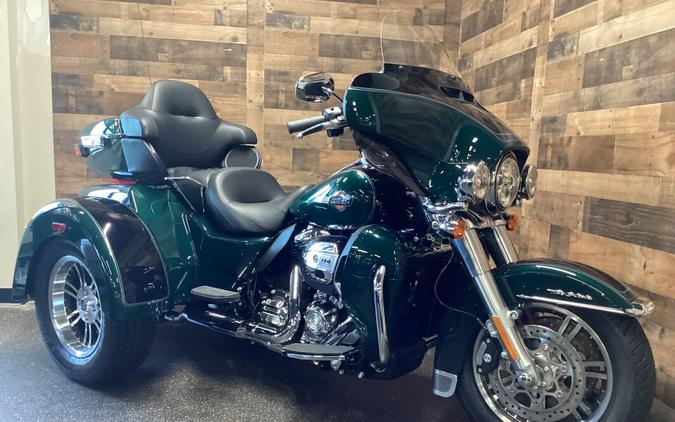 2024 Harley-Davidson Tri Glide Ultra Alpine Green FLHTCUTG