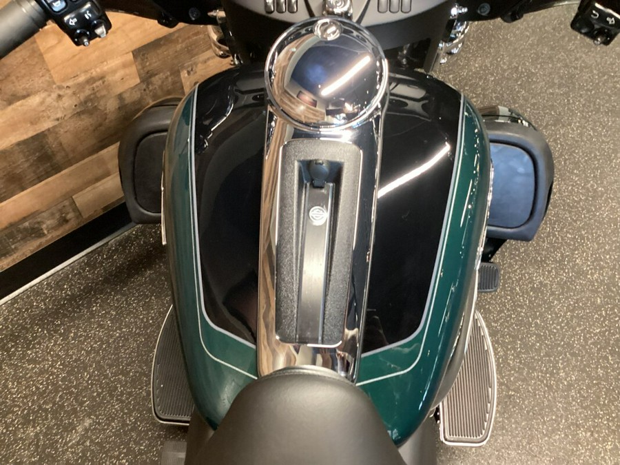 2024 Harley-Davidson Tri Glide Ultra Alpine Green FLHTCUTG