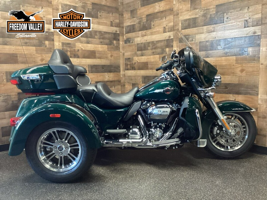 2024 Harley-Davidson Tri Glide Ultra Alpine Green FLHTCUTG