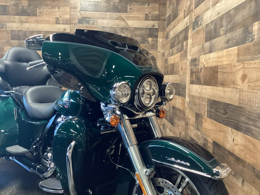 2024 Harley-Davidson Tri Glide Ultra Alpine Green FLHTCUTG