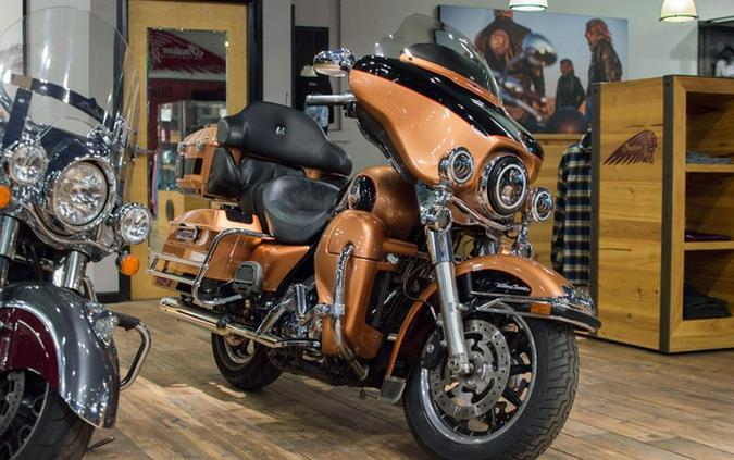 2008 Harley-Davidson FLHTCUSE3 - CVO Ultra Classic Screamin' Eagle A