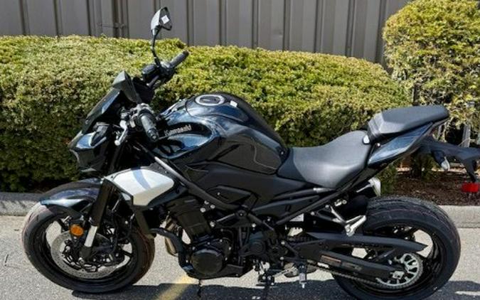 2025 Kawasaki Z900 ABS