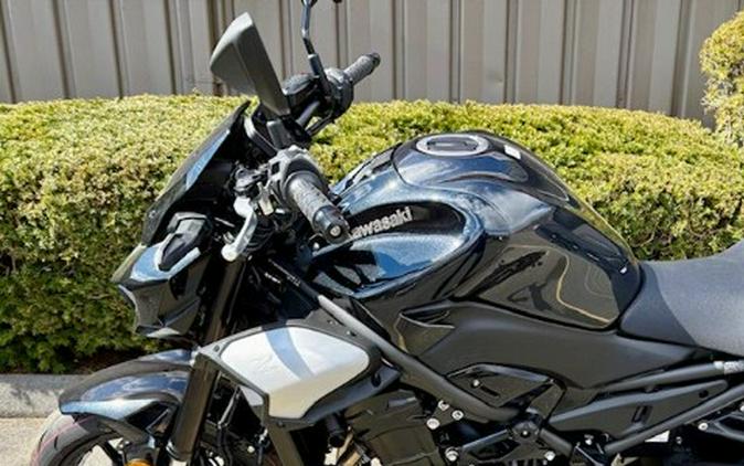 2025 Kawasaki Z900 ABS