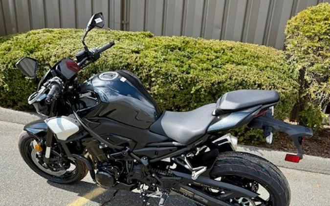 2025 Kawasaki Z900 ABS