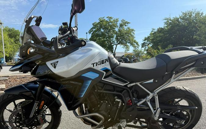 2026 Triumph Tiger 900 Alpine Edition