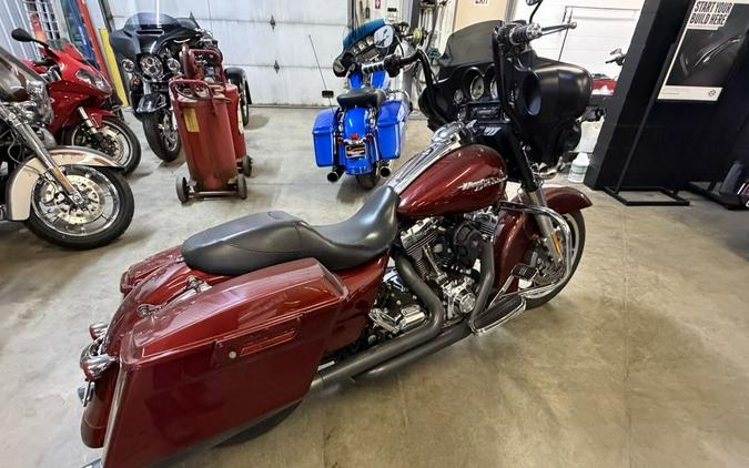 2010 Harley-Davidson® FLHX - Street Glide®