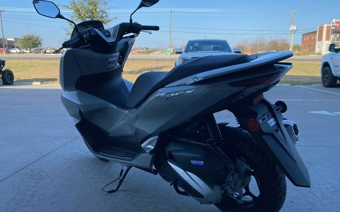 2025 Honda® PCX ABS