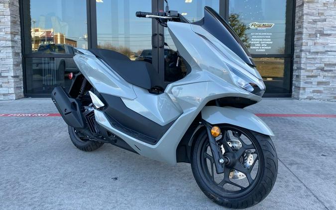 2025 Honda® PCX ABS