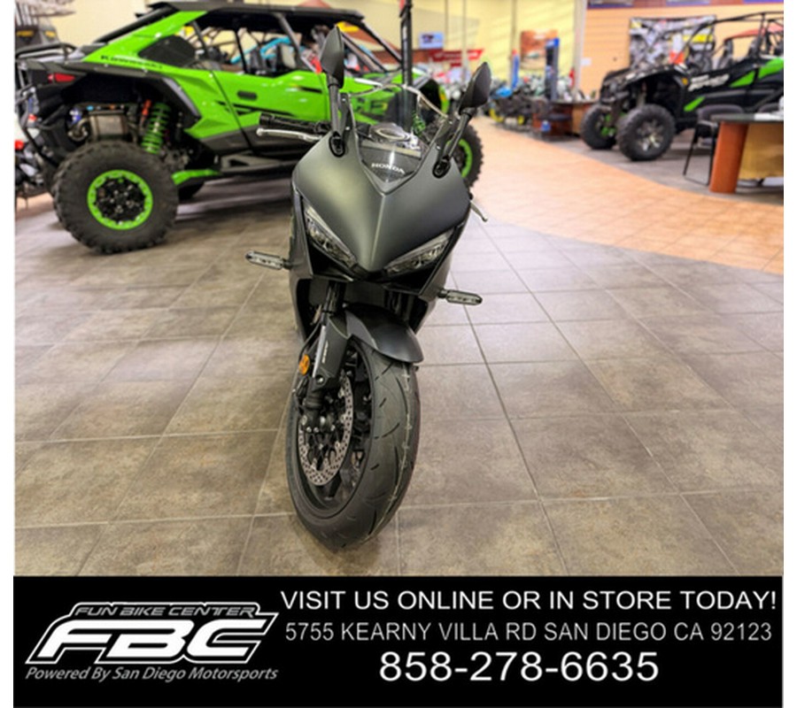 2026 Honda CBR650R E-Clutch