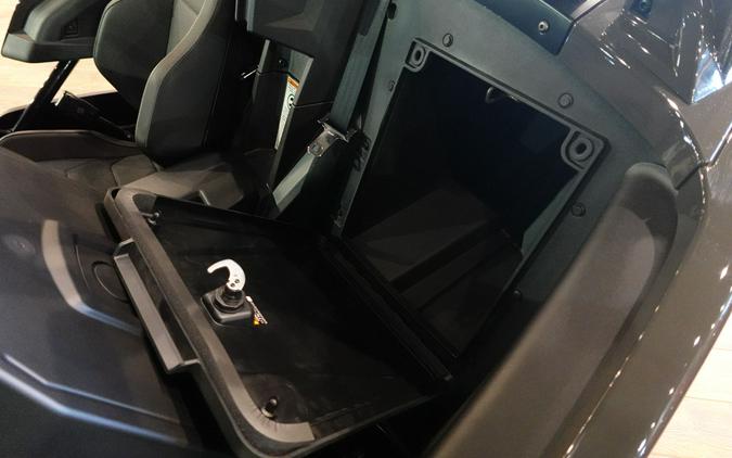 2025 Slingshot Slingshot R - AutoDrive