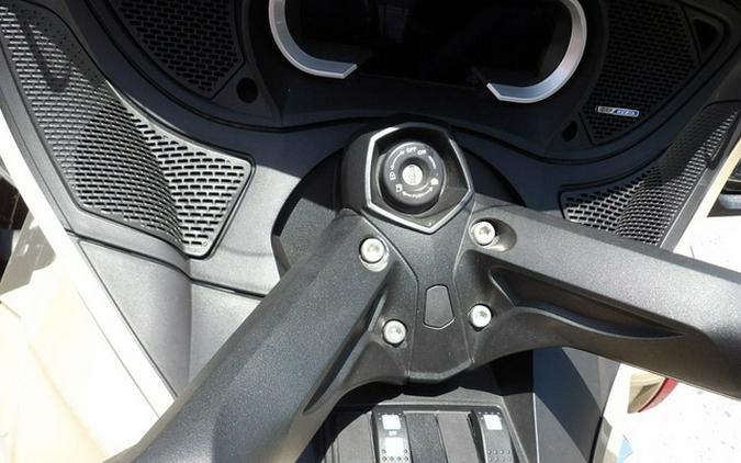 2018 Can-Am Spyder RT Limited Chrome