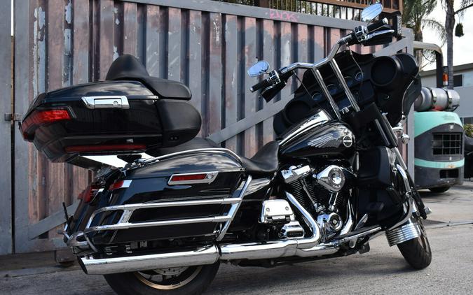 2017 Harley-Davidson® Electra Glide® Ultra Classic® FLHTCU