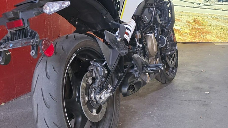 2024 Husqvarna VITPILEN 401