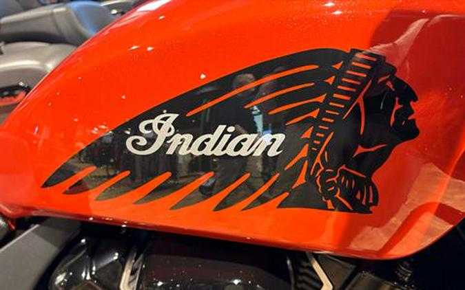 2024 Indian Motorcycle Challenger® Dark Horse® Icon with PowerBand Audio Package