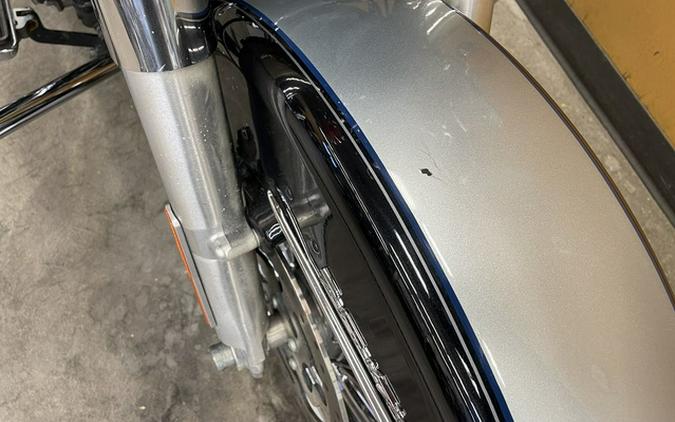 2012 Harley-Davidson FLHRC - Road King Classic