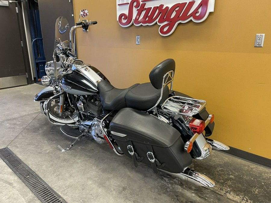 2012 Harley-Davidson FLHRC - Road King Classic