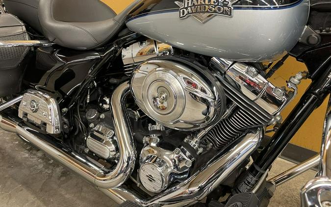 2012 Harley-Davidson® FLHRC - Road King® Classic