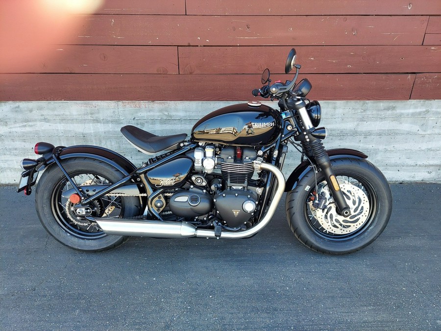 2023 Triumph BONNEVILLE BOBBER