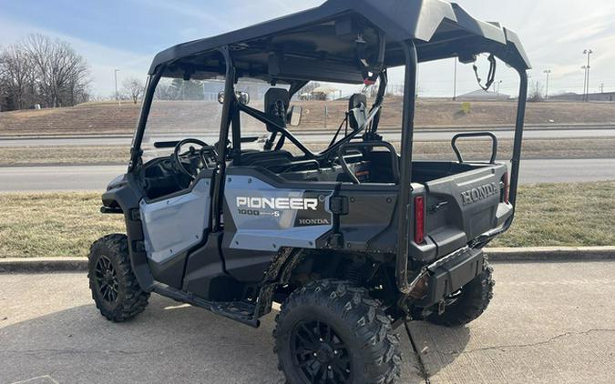 2024 Honda Pioneer 1000-5 Deluxe