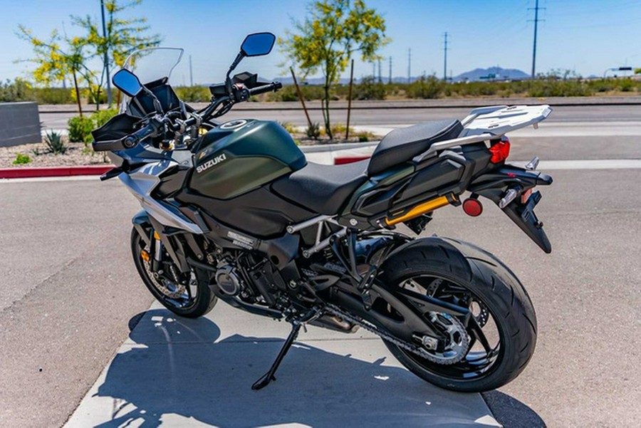 2024 Suzuki GSX-S1000GX Plus