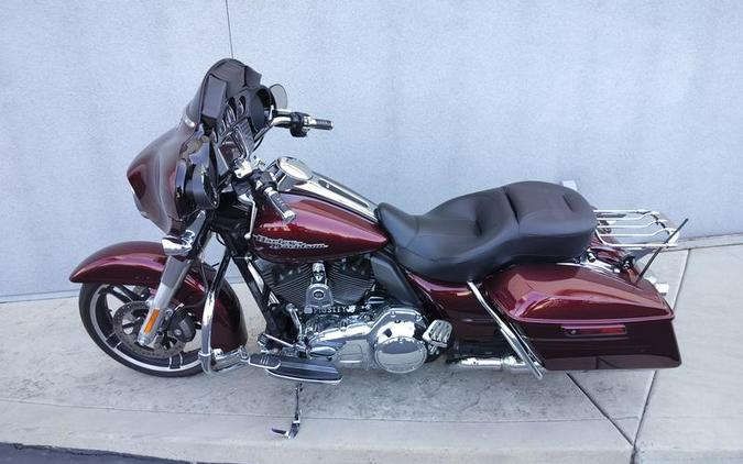 2014 Harley-Davidson® FLHXS - Street Glide® Special