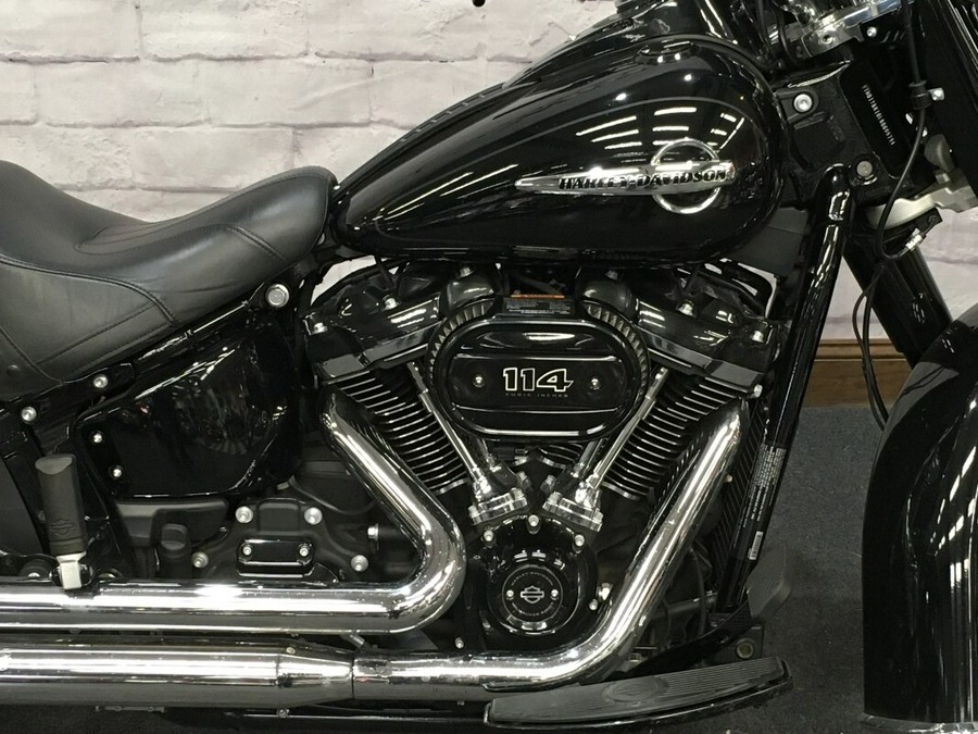 2020 Harley-Davidson Heritage Classic 114 Black FLHCS