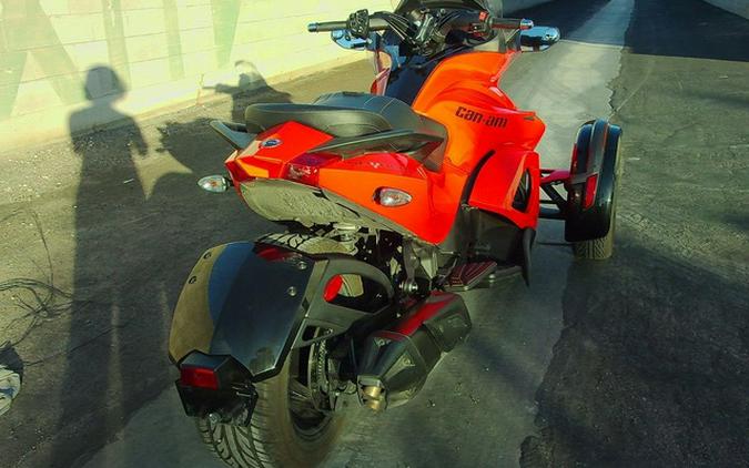 2016 Can-Am Spyder ST S 5-Speed Semi-Automatic (SE5)