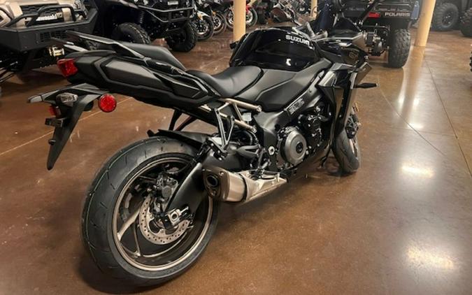 2024 Suzuki GSX-S1000GT Plus