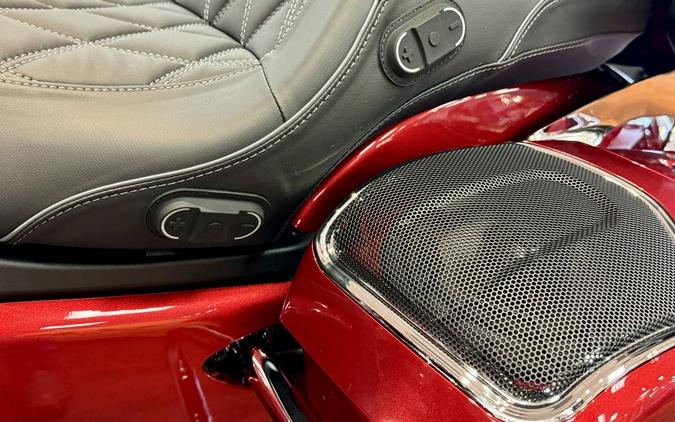 2024 Indian Motorcycle® Pursuit® Limited® with PowerBand Audio Package Sunset Red Metallic