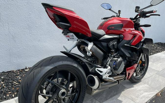 2023 Ducati Streetfighter V2 Ducati Red