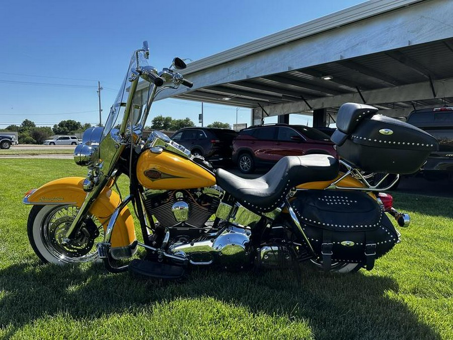 2000 Harley-Davidson® FLSTC - Heritage Softail® Classic