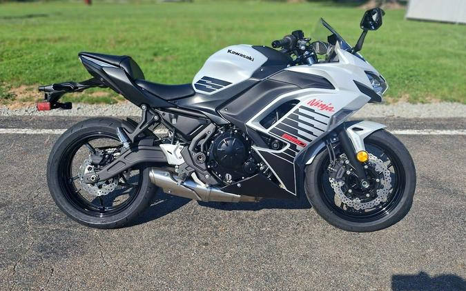 2026 Kawasaki Ninja® 650 ABS