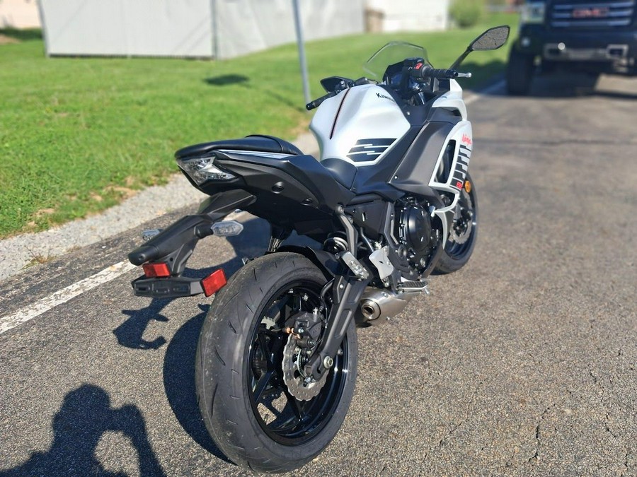 2026 Kawasaki Ninja® 650 ABS