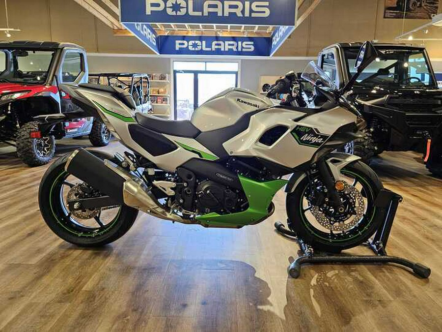 2024 Kawasaki NINJA 7 HYBRID ABS METALLIC BRIGHT SILVER/METALLIC MATTE LIME GREEN/EBONY - 111200
