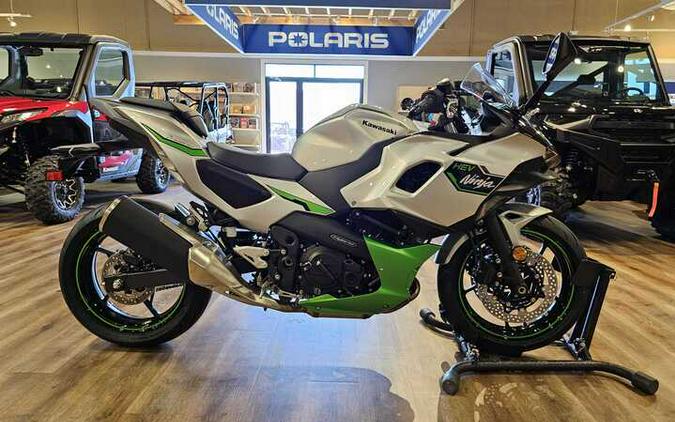 2024 Kawasaki NINJA 7 HYBRID ABS METALLIC BRIGHT SILVER/METALLIC MATTE LIME GREEN/EBONY - 111200