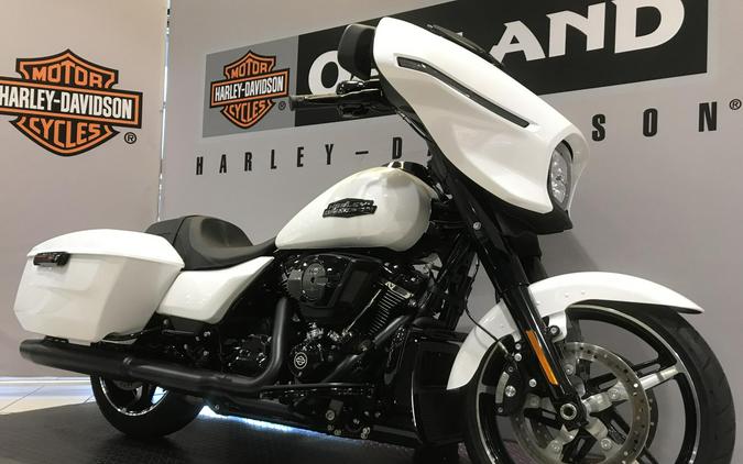 Harley-Davidson® Street Glide® 2024