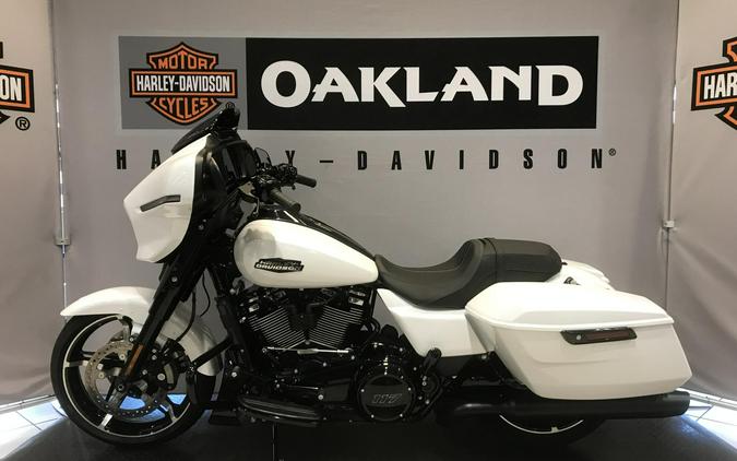 Harley-Davidson® Street Glide® 2024