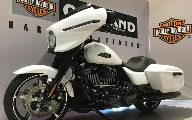 Harley-Davidson® Street Glide® 2024