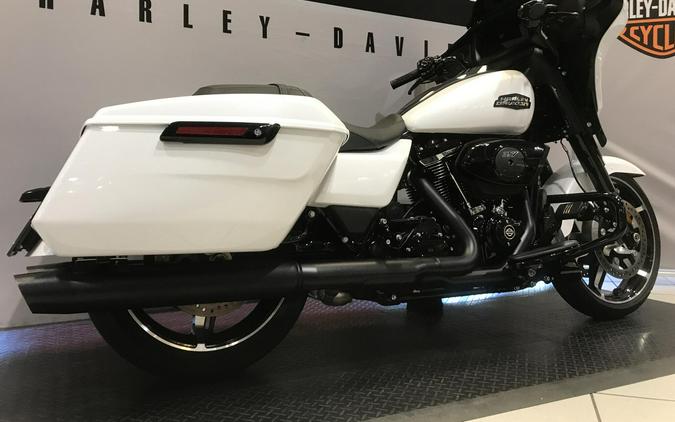Harley-Davidson® Street Glide® 2024