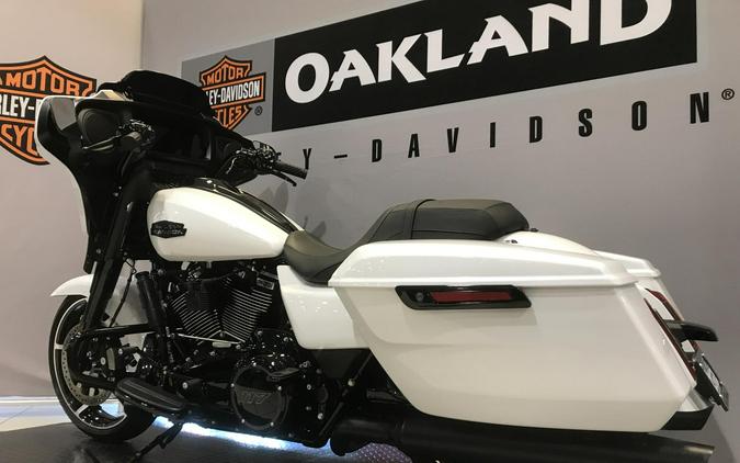 Harley-Davidson® Street Glide® 2024