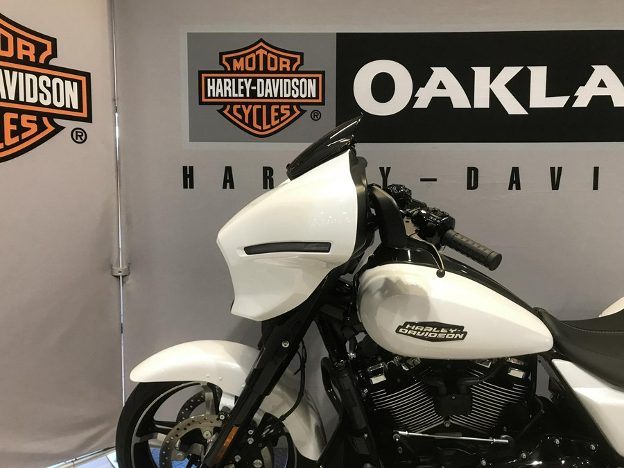 Harley-Davidson® Street Glide® 2024