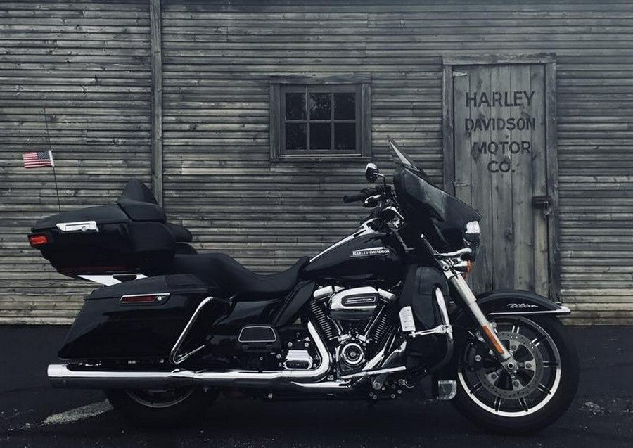 2018 Harley-Davidson® FLHTCU - Electra Glide® Ultra Classic®