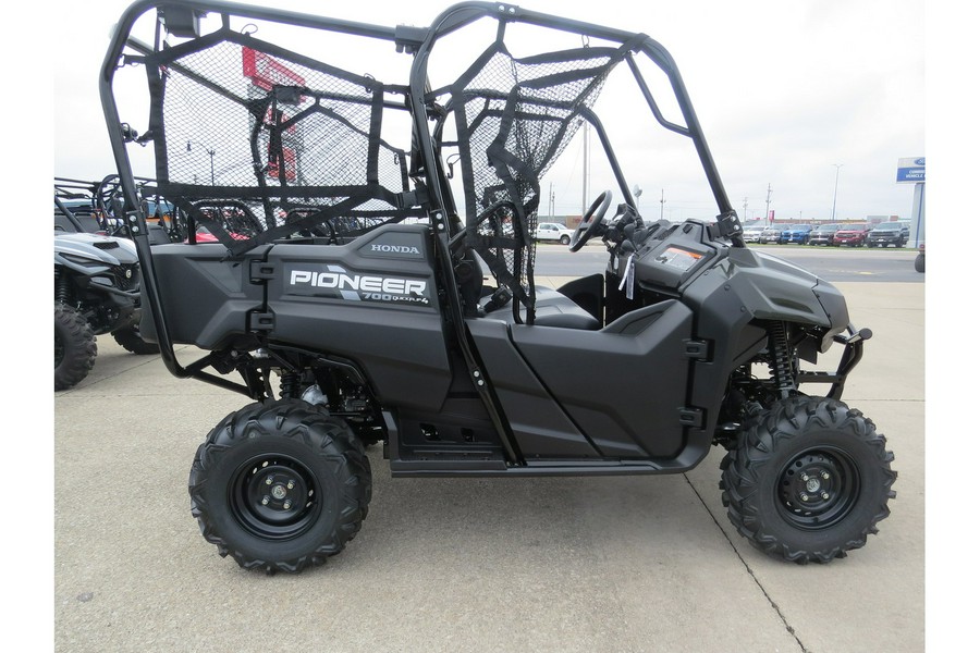 2024 Honda Pioneer 700-4