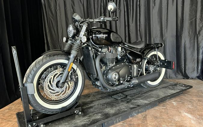 2019 Triumph BOBBER BLACK