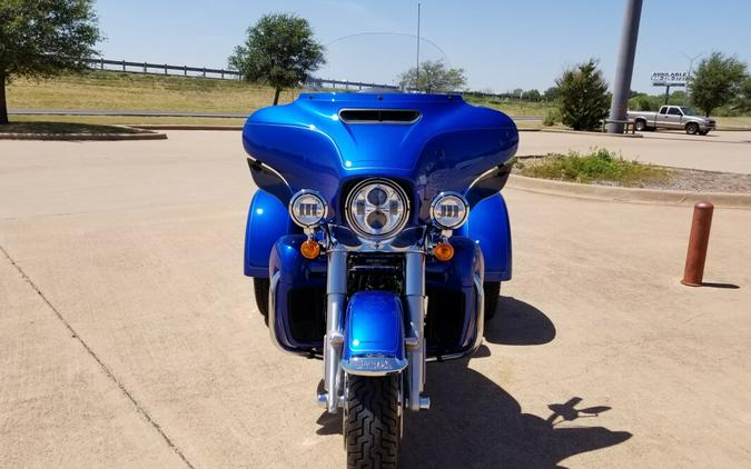 2024 Harley-Davidson Tri Glide Ultra Blue Burst